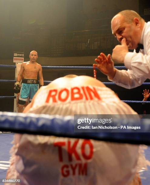 148 Ritchie Davies Stock Photos, High-Res Pictures, and Images - Getty ...