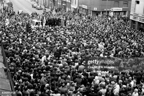 Dr Ian Paisley addresses a mass gathering of supporters, in the Protestant Shankhill Road area of Belfast. The Ulster Workers' Council declared that...