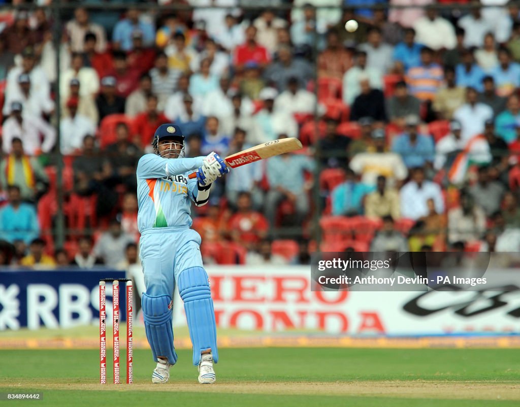 Cricket - Fourth One Day International - India v England - M Chinnaswamy Stadium