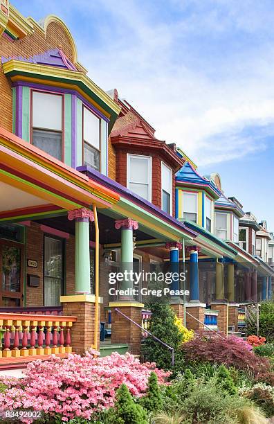 multi-colored row houses - baltimore maryland ストックフォトと画像