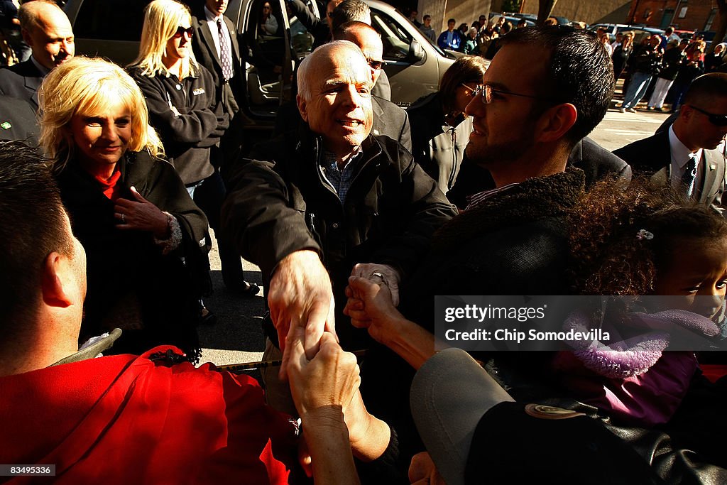McCain Campaigns On Final Week Before Presidential Election
