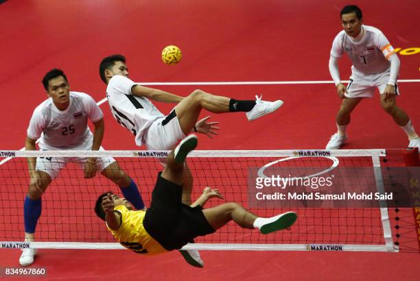 Brunei player plays a shoot Sepak Takraw Men's team competition against Thailand on day one of the 2017 SEA Games on August 18, 2017 in Kuala Lumpur,...