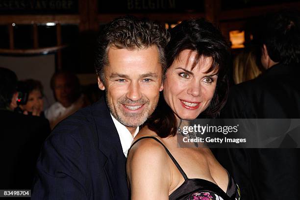 Timothy Peach and Nicola Tiggeler attend the Schuhbeck Teatro on October 30, 2008 in Munich, Germany
