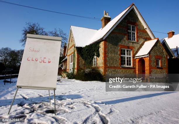 Headcorn Library 433 Headcorn Stock Photos, High-Res Pictures, and Images - Getty Images