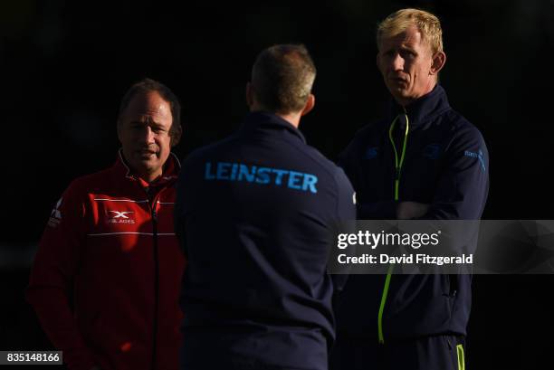 Dublin , Ireland - 18 August 2017; Gloucester Director of Rugby David Humphreys, left, speaks with Leinster Forwards Coach Simon Easterby, centre,...