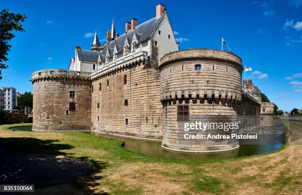 castle of the dukes of brittany, nantes, france - nantes fotografías e imágenes de stock