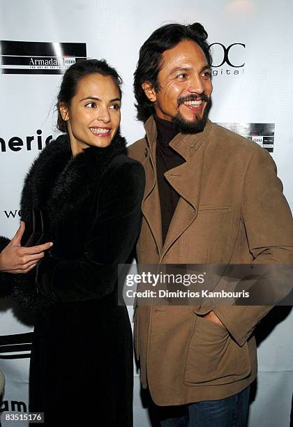 Talisa Soto and Benjamin Bratt