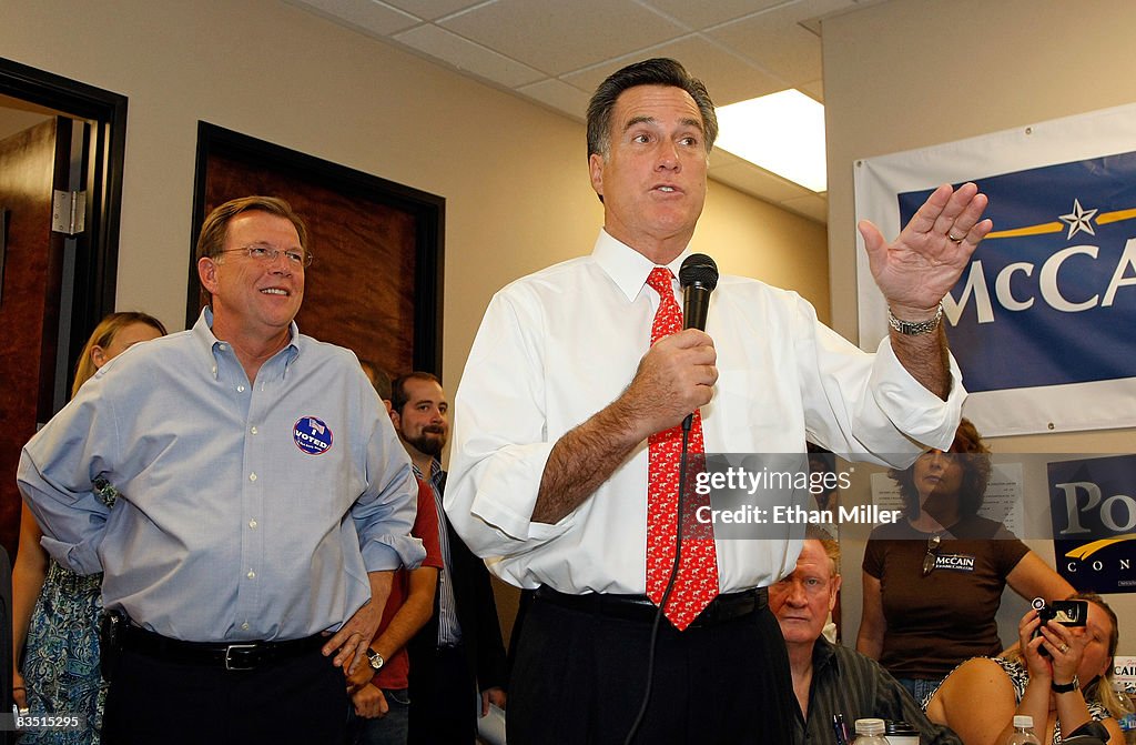 Mitt Romney Rallies McCain Campaign Workers Days Before Election