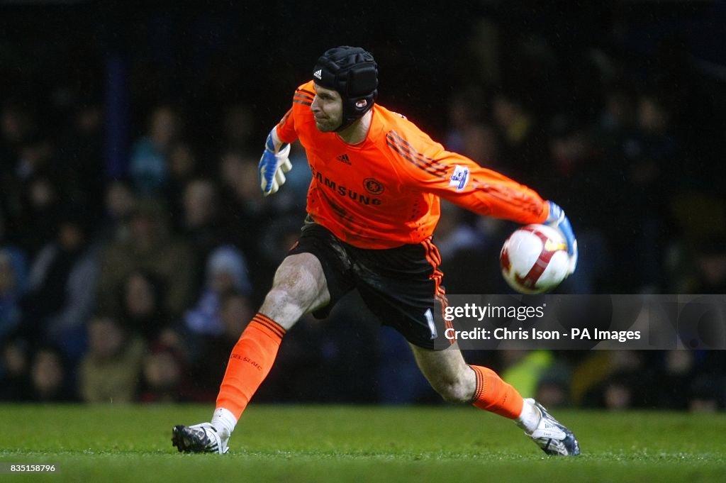 Soccer - Barclays Premier League - Portsmouth v Chelsea - Fratton Park