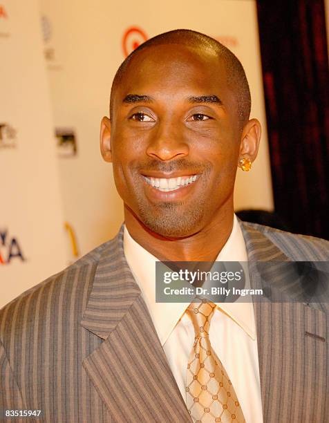 Player Kobe Bryant arrives at an evening of Stars Tribute to Patti LaBelle at the Kodak Theater on September 13, 2008 in Hollywood, California.