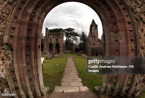 General view of the ruins of Dryburgh Abbey