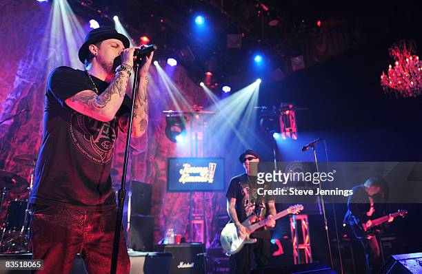 Good Charlotte perform during the Samsung AT&T Summer Krush Concert Featuring Good Charlotte at the Fillmore on September 16, 2008 in San Francisco,...