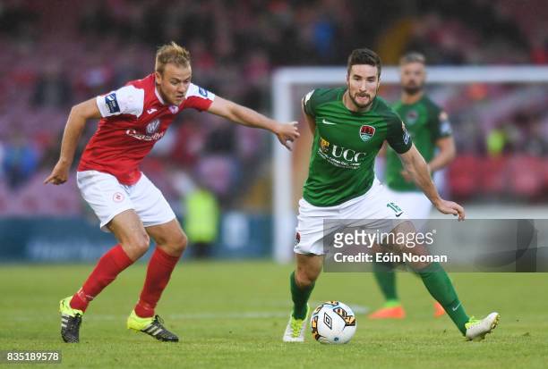 Cork , Ireland - 18 August 2017; Gearóid Morrissey of Cork City in action against Craig Roddan of Sligo Rovers during the SSE Airtricity League...