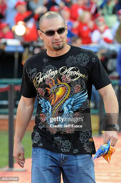 Philadelphia Phillies Shane Victorino arrives at a victory rally at Citizens Bank Park October 31, 2008 in Philadelphia, Pennsylvania. The Phillies...