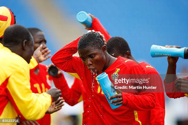 Mantenn Kobblah of Ghana cools off during the FIFA U-17 Women's World Cup match between Germany and Ghana at QE II Stadium on November 1, 2008 in...
