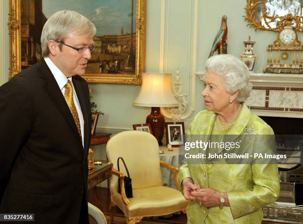 Kevin Rudd Queen 156 Kevin Stillwell Stock Photos, High-Res Pictures, and Images - Getty ...