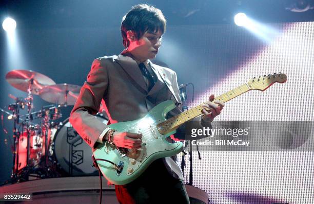 Ryan Ross guitar player for Panic at the Disco performs live at the Wachovia Spectrum November 1, 2008 in Philadelphia, Pennsylvania