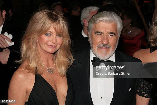 Goldie Hawn and Mario Adorf attend the UNESCO Benefit Gala for Children 2008 at Hotel Maritim on November 1, 2008 in Cologne, Germany.