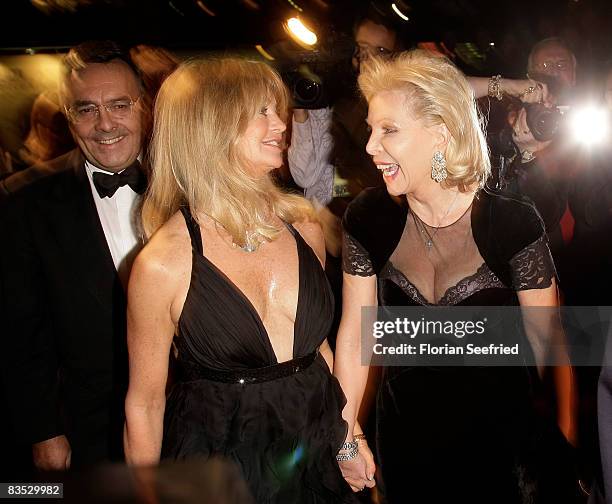 Mario Ohoven and actress Goldie Hawn and Dr. Ute Henriette Ohoven attend the Unesco Benefit Gala For Children 2008 at Hotel Maritim on November 01,...