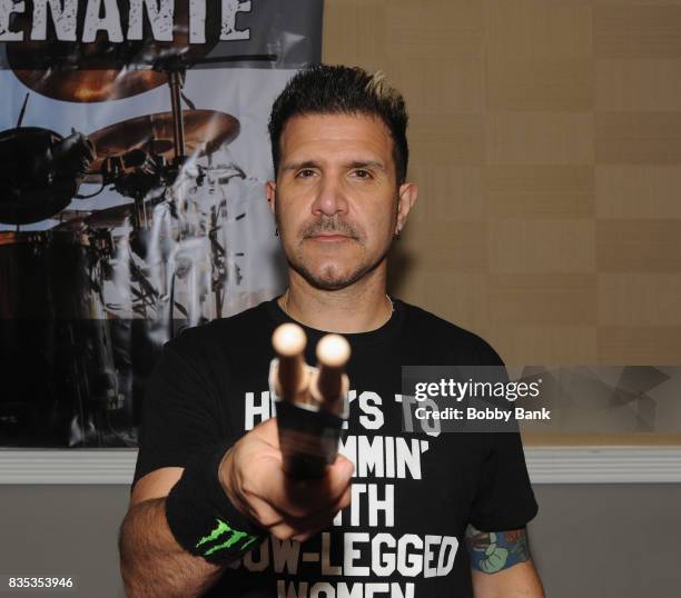 525 Charlie Benante Photos High Res Pictures Getty Images 525-charlie-benante-photos-high-res-pictures-getty-images