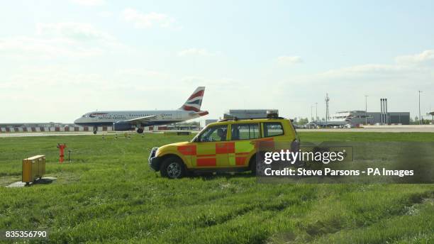 Airside Ops 17 Airside Operations Safety Unit Stock Photos, High-Res Pictures, and ...
