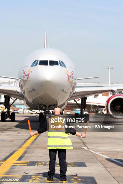 Airside Ops 17 Airside Operations Safety Unit Stock Photos, High-Res Pictures, and ...