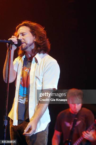 Pearl Jam, Eddie Vedder, Jeff Ament, Sportpaleis, Antwerp, Belgium, .