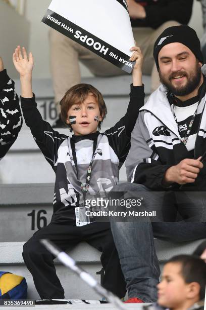 Young Hawke's Bay fans before the round one Mitre 10 Cup match between the Hawke's Bay and Southland at McLean Park on August 19, 2017 in Napier, New...