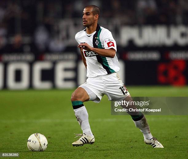 Gal Alberman of Moenchengladbach runs with the ball during the Bundesliga match between Borussia Moenchengladbach and Eintracht Frankfurt at the...