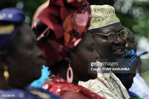 Malik Obama , the half-brother of US Democratic presidential hopeful Barak Obama gives a press conference with other relatives at the Obama's rural...