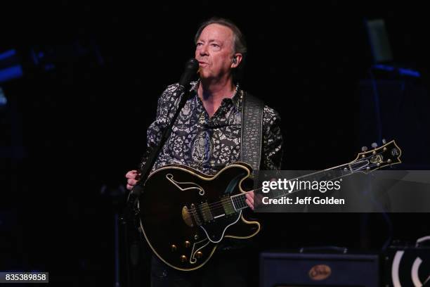 Boz Scaggs performs at Thousand Oaks Civic Arts Plaza on August 18, 2017 in Thousand Oaks, California.