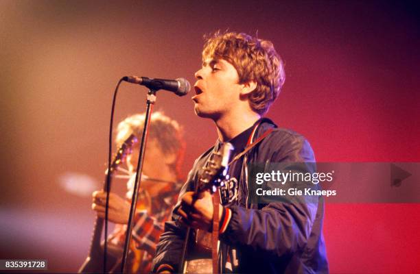 The La's, Lee Mavers, Peter 'Cammy' Cammell, Futurama Festival, Brielpoort, Deinze, Belgium, 11/1990.