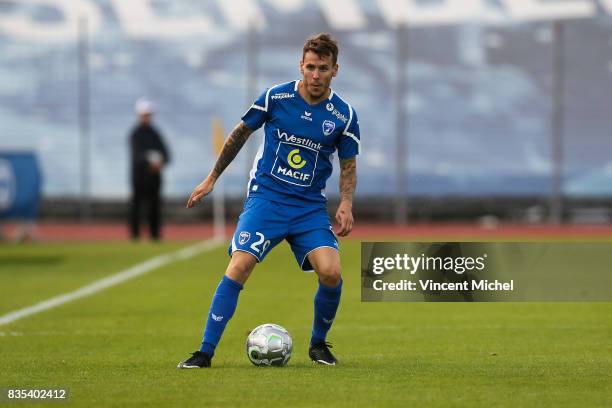 96 Niort Chamois V Tours Fc Ligue 2 Photos and Premium High Res Pictures -  Getty Images