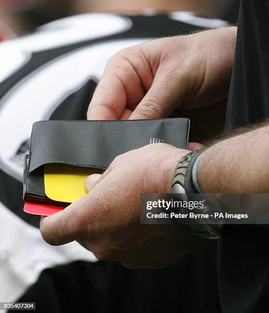 Refs Notebook 229 Peter Dowd Photos & High Res Pictures - Getty Images