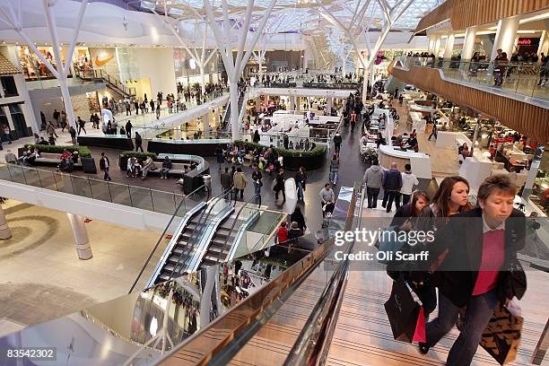 General view of shoppers at the newly opened Westfield shopping centre on November 3, 2008 in London. For one week Grazia magazine is being produced...