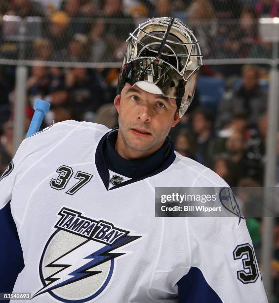 Olaf Kolzig of the Tampa Bay Lightning tends goal against the Buffalo Sabres on October 30, 2008 at HSBC Arena in Buffalo, New York.