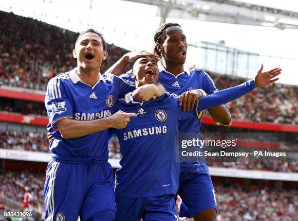 Kolo Toure Chelsea Photos and Premium High Res Pictures - Getty Images