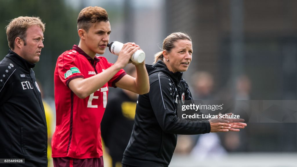 Borussia Dortmund U17 v FC Viktoria Koeln U17 - B Juniors Bundesliga
