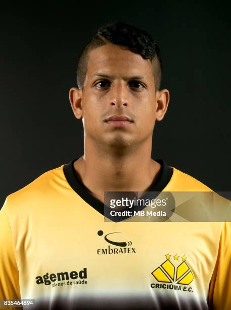 Brazilian Football League Serie B 2017 / "n - "nLucas Vinicius Goncalves Silva " Lucao "