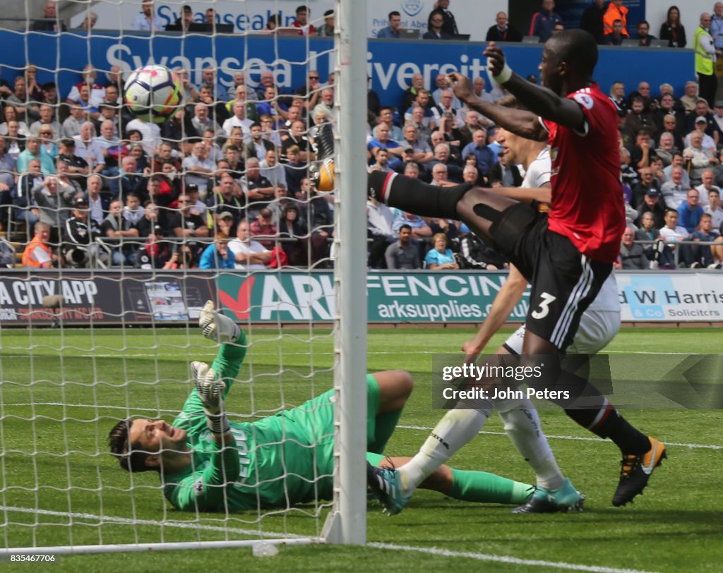 Swansea City v Manchester United - Premier League