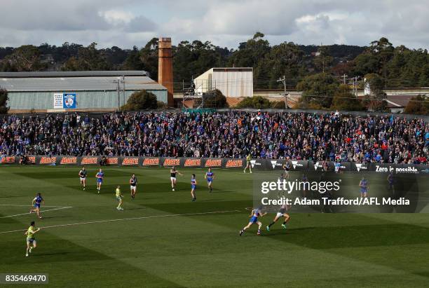 General view during the 2017 AFL round 22 match between the Western Bulldogs and the Port Adelaide Power at Mars Stadium on August 19, 2017 in...