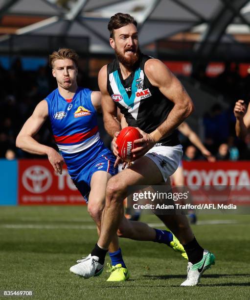 Charlie Dixon of the Power in action during the 2017 AFL round 22 match between the Western Bulldogs and the Port Adelaide Power at Mars Stadium on...