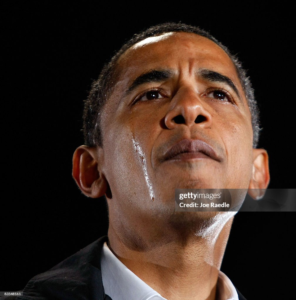 Obama Campaigns Across The U.S. In Final Week Before Election