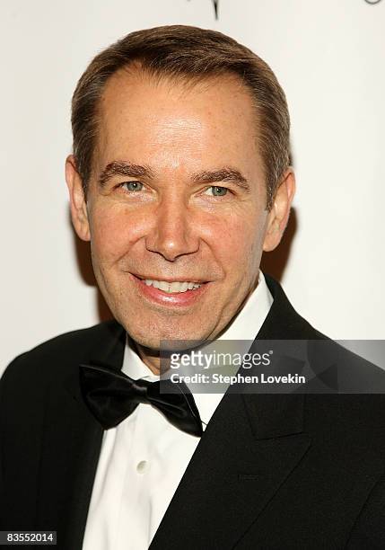 Artist Jeff Koons attends the 12th Annual ACE Awards where the Accessories Council honors fashion influencers at Cipriani on November 3, 2008 in New...