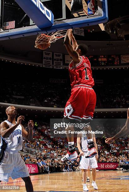 Derrick Rose of the Chicago Bulls dunks against the Orlando Magic during the game on November 3, 2008 at Amway Arena in Orlando, Florida. NOTE TO...