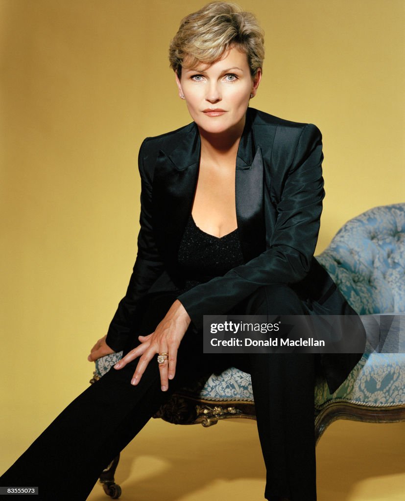 Fiona Fullerton