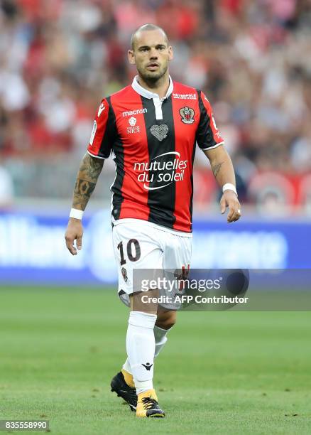 Nice's Dutch midfielder Wesley Sneijder reacts during the French L1 football match Nice vs Guingamp on August 19, 2017 at the "Allianz Riviera"...
