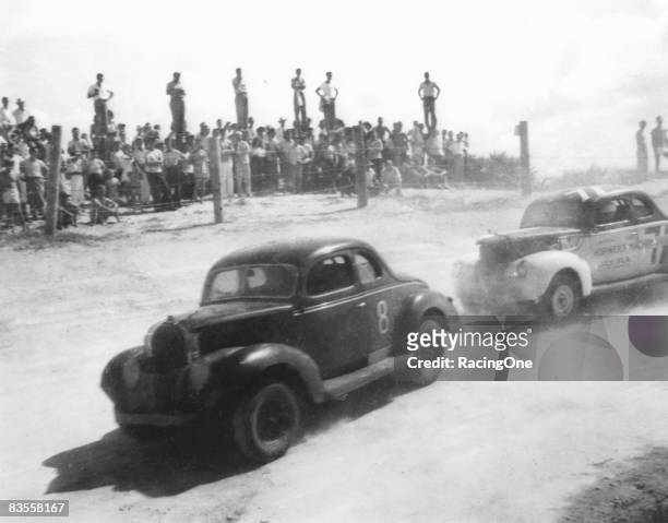 The first NASCAR-sanctioned race was held on Daytona Beach in 1948 for modified-sportsman cars.
