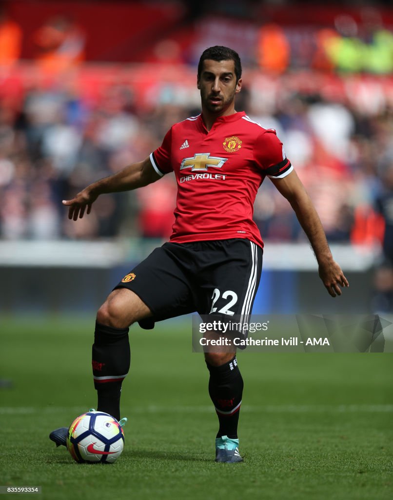 Swansea City v Manchester United - Premier League