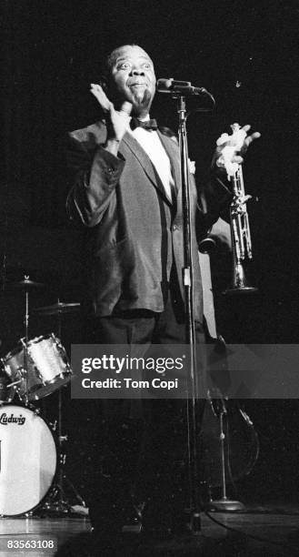 Jazz trumpeter Louis Armstrong performs at the University of Michigan on September 2, 1967 in Ann Arbor, Michigan.